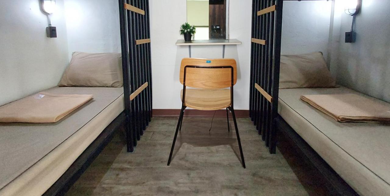 Feel Good Bangkok Hostel Εξωτερικό φωτογραφία