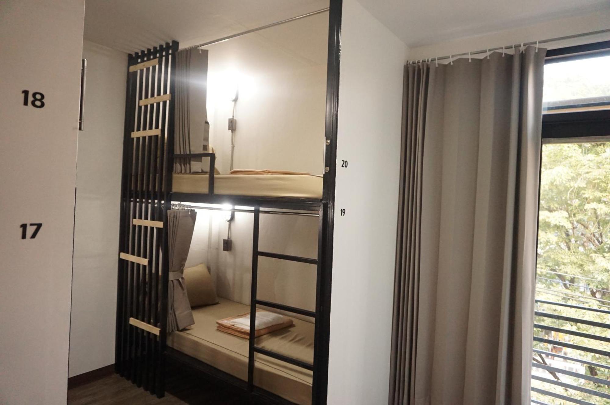 Feel Good Bangkok Hostel Εξωτερικό φωτογραφία