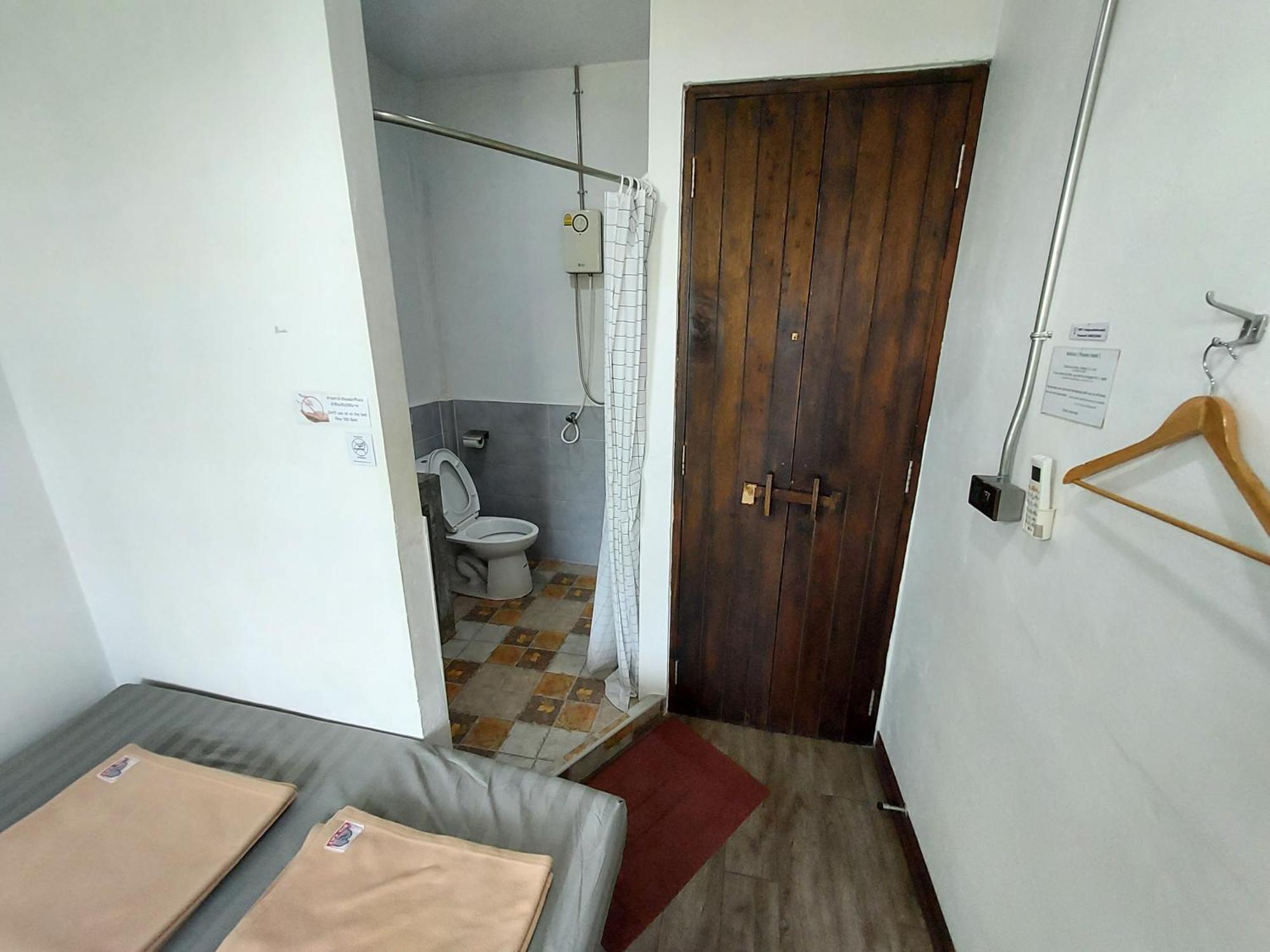Feel Good Bangkok Hostel Εξωτερικό φωτογραφία