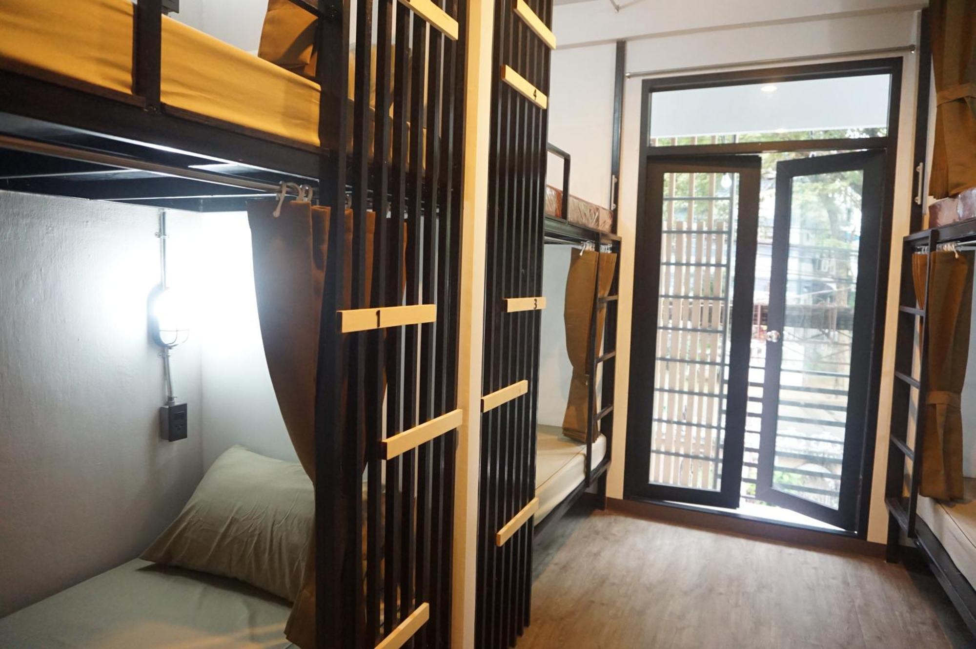 Feel Good Bangkok Hostel Εξωτερικό φωτογραφία