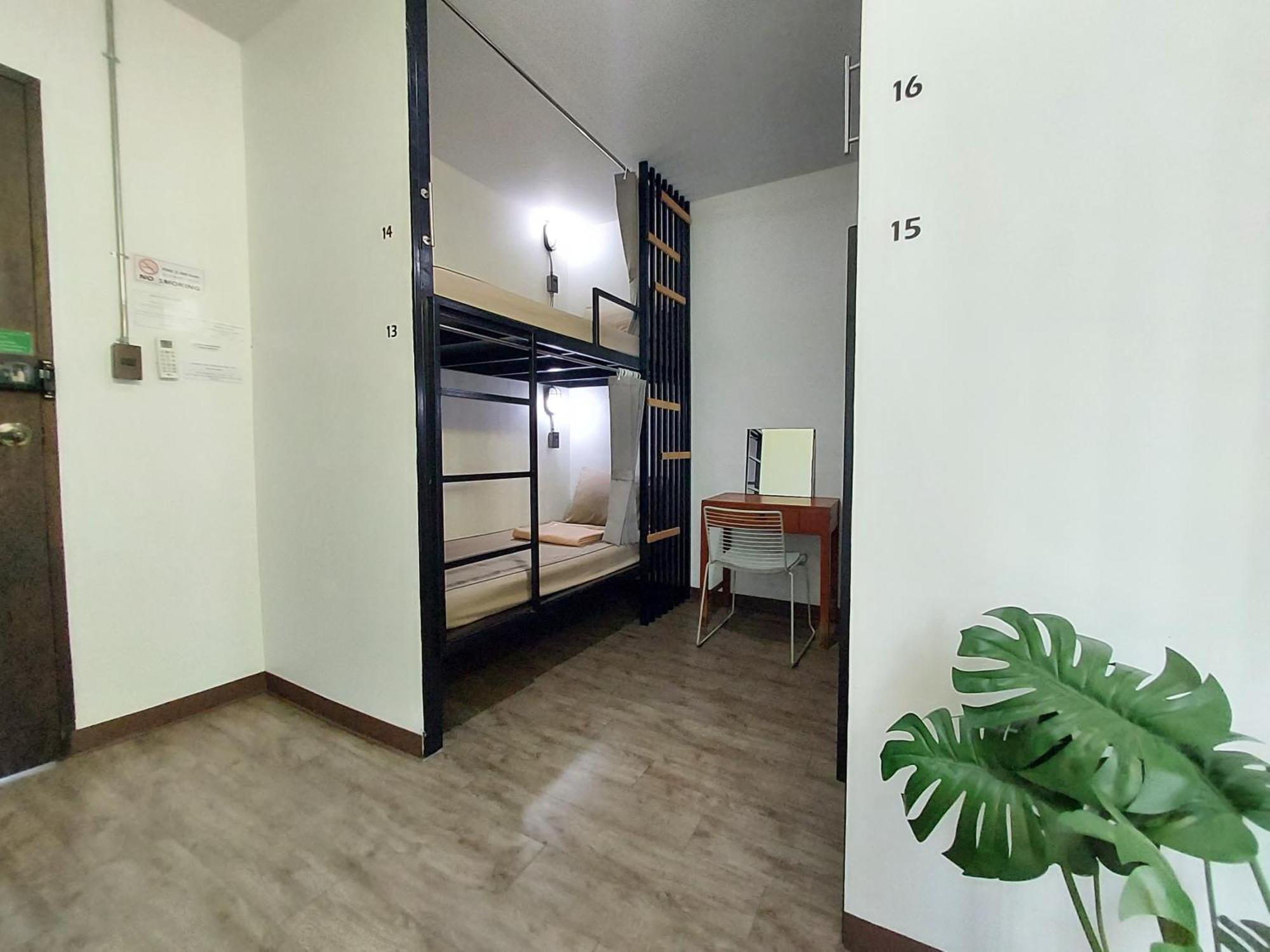 Feel Good Bangkok Hostel Εξωτερικό φωτογραφία