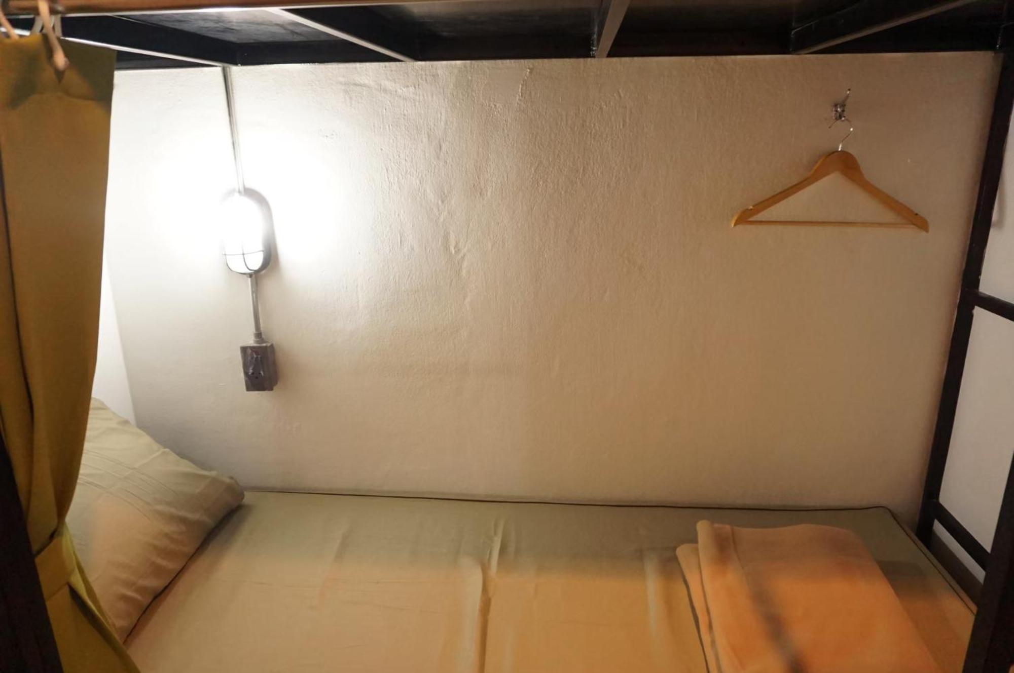 Feel Good Bangkok Hostel Εξωτερικό φωτογραφία